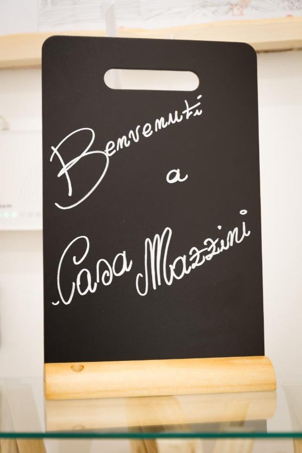 Casa Mazzini Hotel เวโรนา ภายนอก รูปภาพ