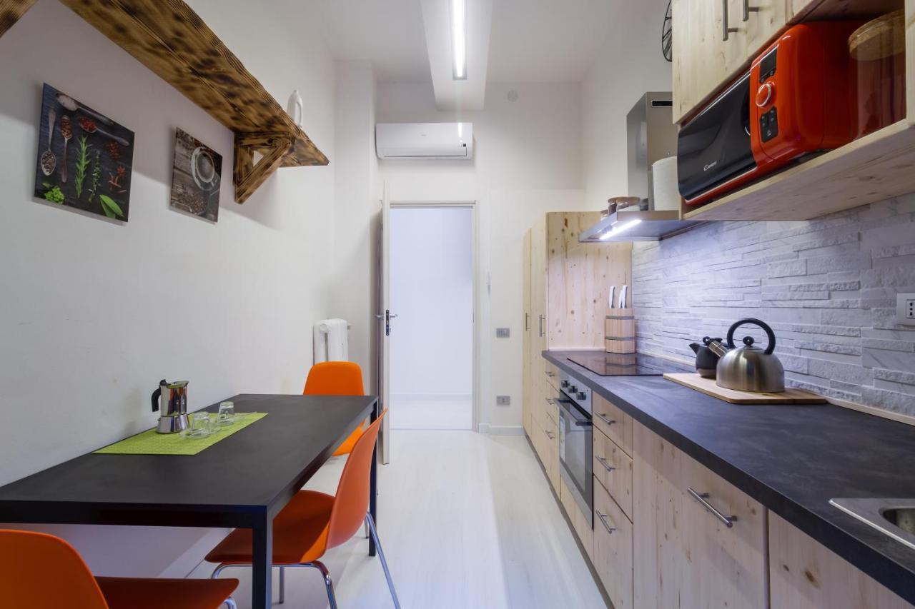 Casa Mazzini Hotel เวโรนา ภายนอก รูปภาพ